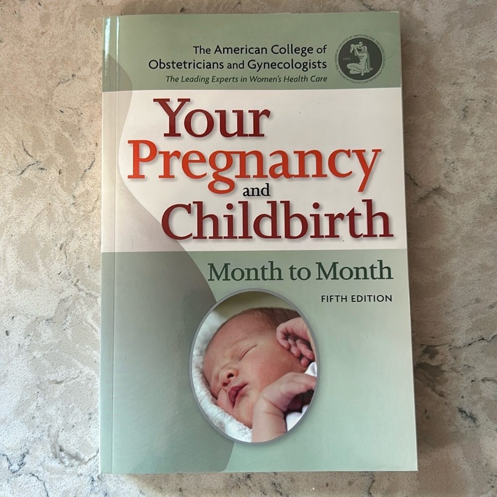 NEW - Your Pregnancy and Childbirth Book - Month to Month Guide